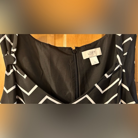 Woman’s Loft Dress - Picture 3 of 3